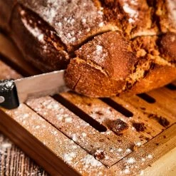 Klarstein Préparation Culinaire Planche à Découper Le Pain Avec Ramasse-miettes -Appareils de cuisine Soldes Magasin 10038056 yy 0004 logo