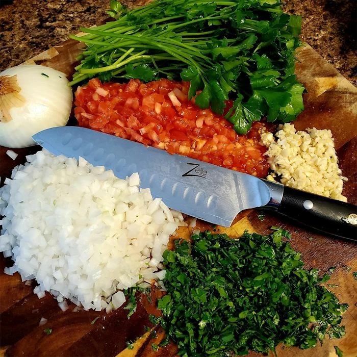 Zelite Infinity By Klarstein Préparation Culinaire Couteau Santoku 7" De La Série Japonaise Alpha-Royal 5 Zelite Infinity By Klarstein Préparation Culinaire Couteau Santoku 7" De La Série Japonaise Alpha-Royal – Image 3